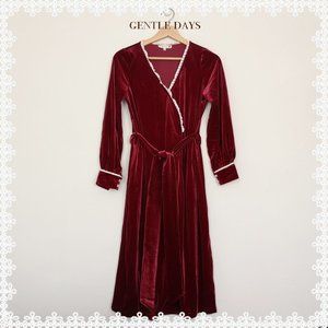 [NWOT] Long Velvet Wine Red Dressing Gown Robe, Size S
